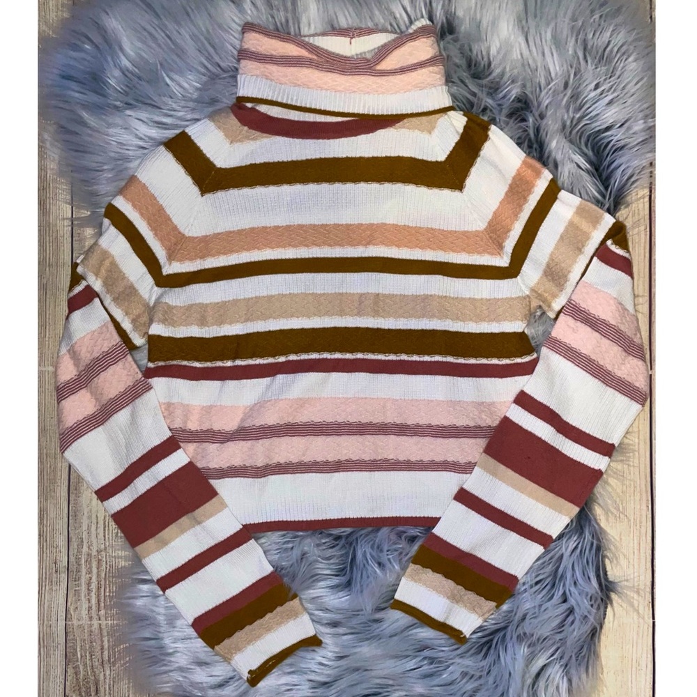 Free People Cropped Long Sleeve